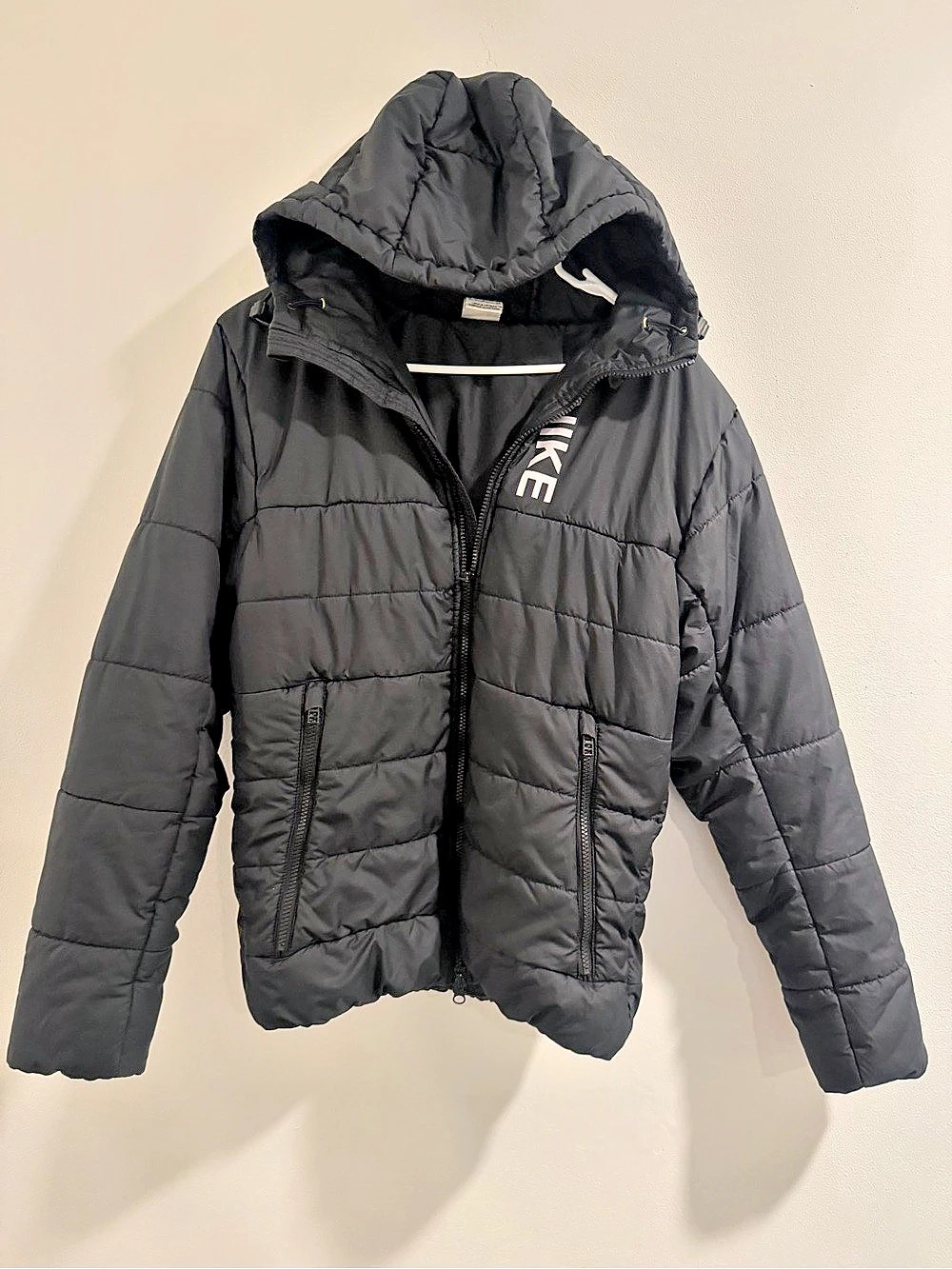 Nike Sportswear Club Therma-FIT 650 Down Puffer Jacket Black Small